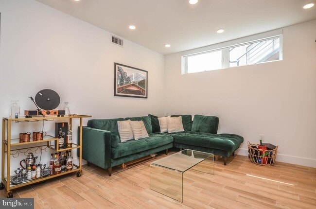 Building Photo - 3514 13th St NW Unit 1 Rental
