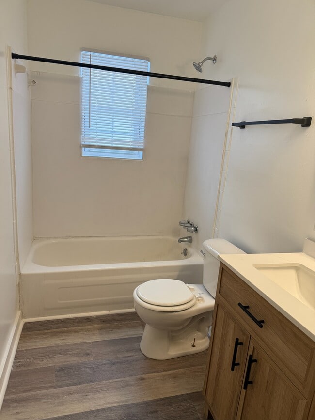 Photo - 62 Birchwood Ln