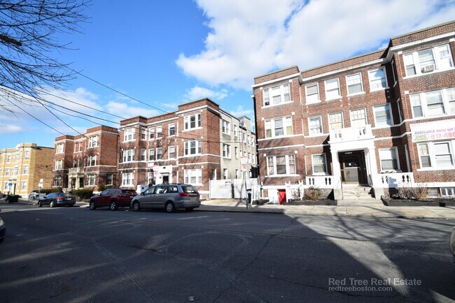 Photo - 240 Kelton St Unit 4
