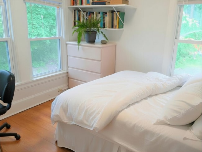 Building Photo - 123 Columbia St Unit 2