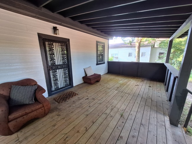 Photo - 830 N 7th St