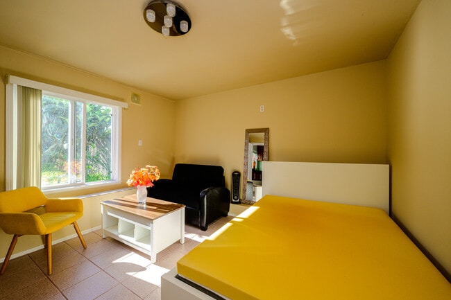 Photo - 2733 Ortega St Unit A