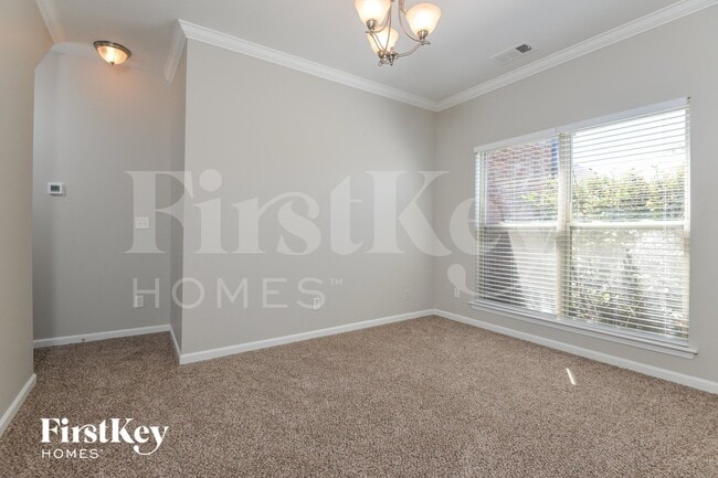 Photo - 2045 Kensington Ct