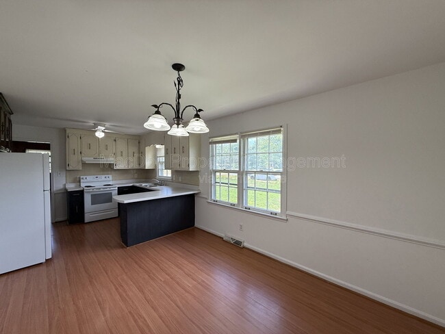 Photo - 1804 Sherwood Dr
