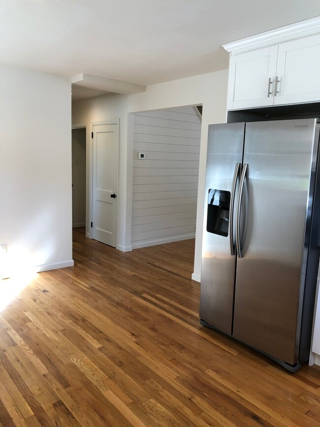 Photo - 1608 Linden Ave