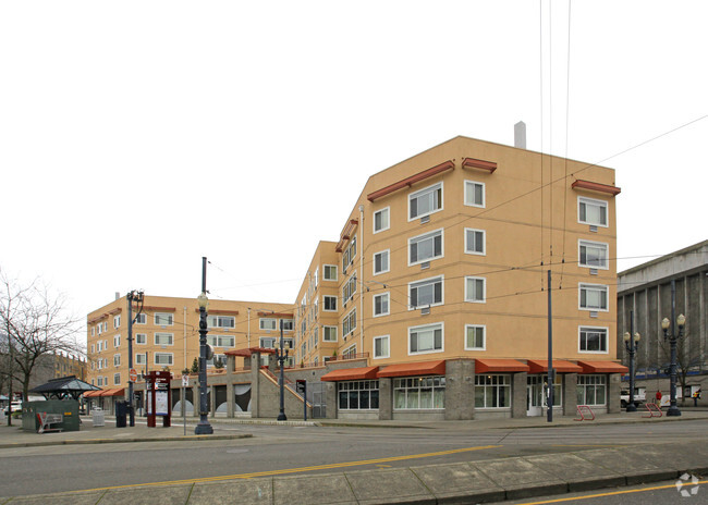 Stadium Station - Stadium Station Apartments