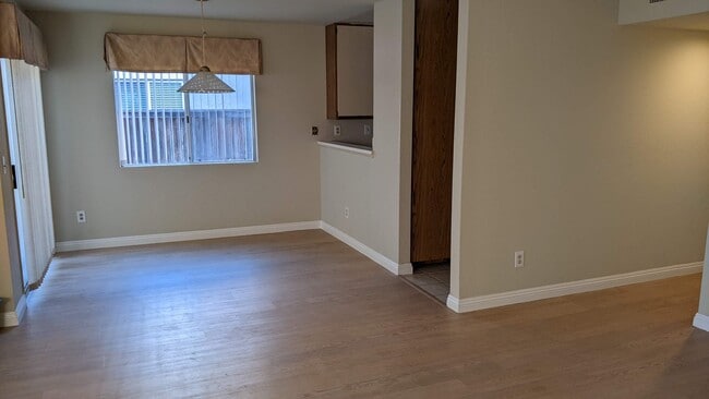 Dining area - 11321 Avenida de los Lobos Unit Condo E for rent