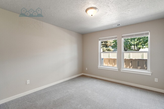 Photo - 3118 N Network Ln