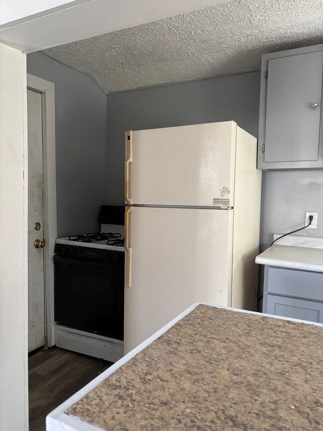 Photo - 2 Bedroom 1 Bath (Duplex)