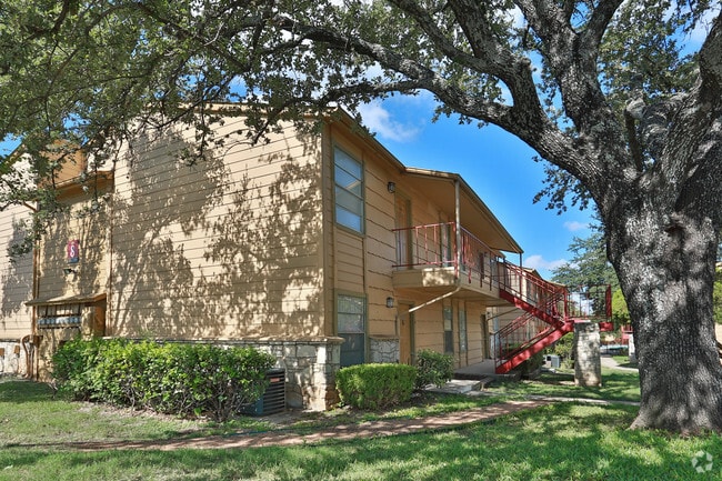 Photo - University Cove Apartments