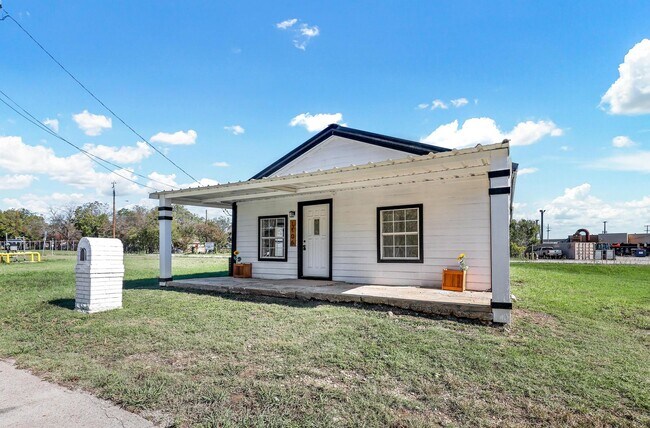 Photo - BEAUTIFUL- UPDATED 3 bedroom 1 Bath in Cle...