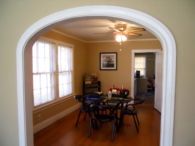 Photo - 528 Stephenson St