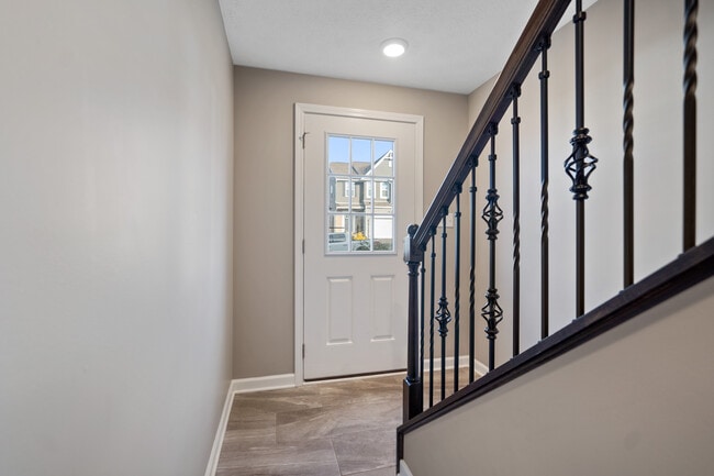 Photo - 321 Trinity Way