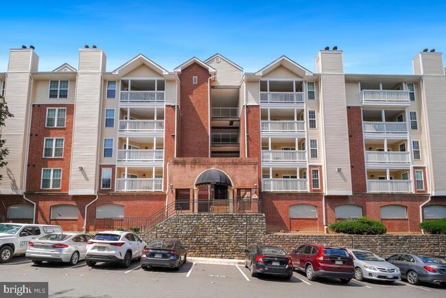 Building Photo - 1524 Lincoln Way Unit 100 Rental