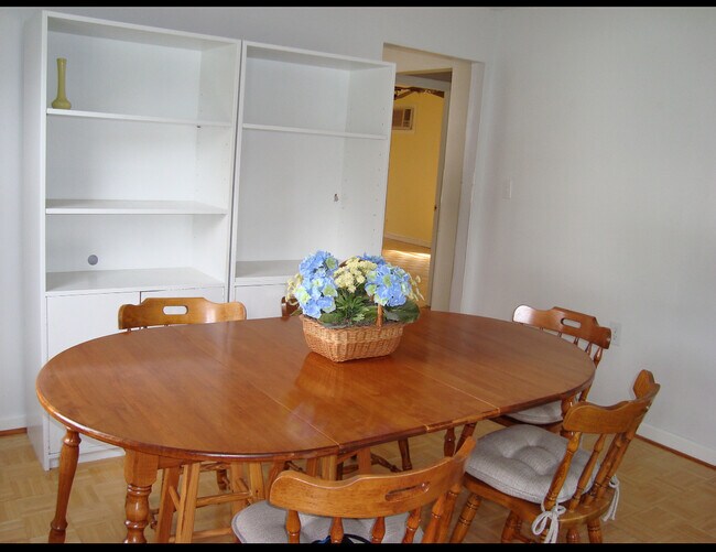 Photo - 40 Gaspee Rd