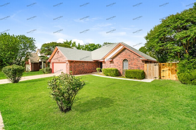 Photo - 13761 S Nyssa Ct