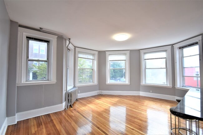 Photo - 83 Glenville Ave Unit #1