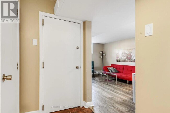 Photo - 309 Parkdale Ave Unit 1