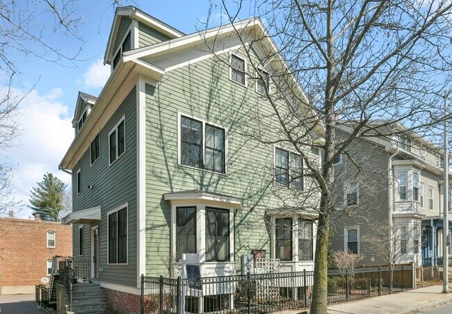Photo - 408R Putnam Ave Condo Unit R