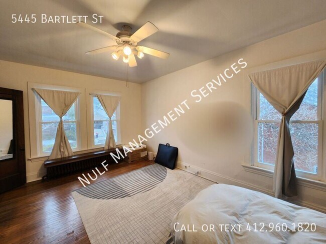 Photo - 5445 Bartlett St