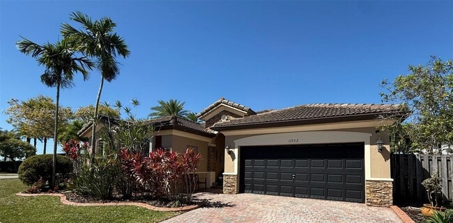 Photo - 11922 SW 154th Path
