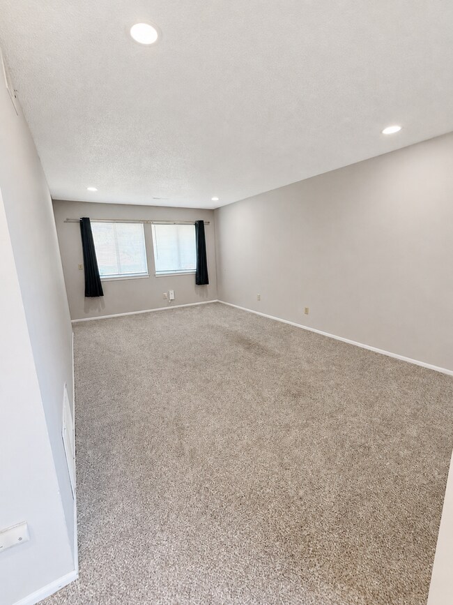 500 Sky Vue Dr
