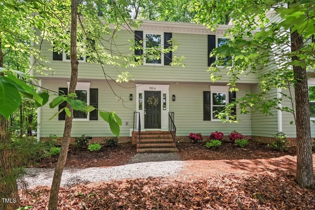 Building Photo - 120 Kingston Dr