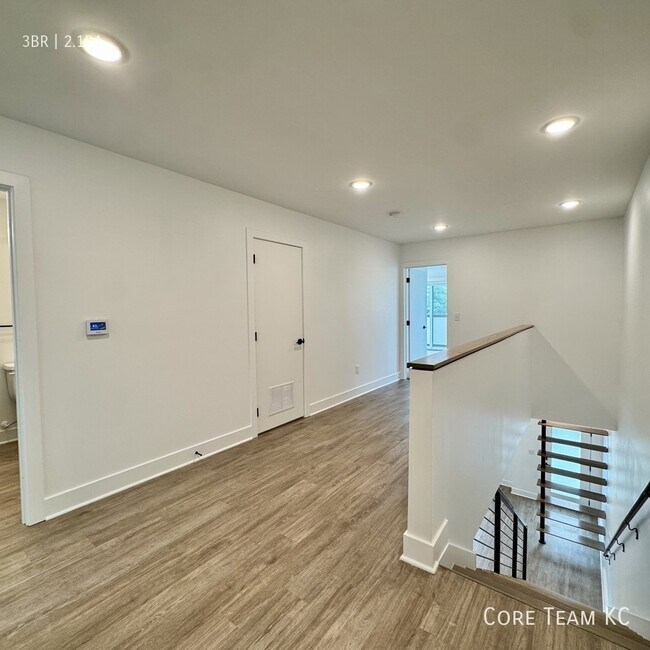 Photo - 1217 E 29th St