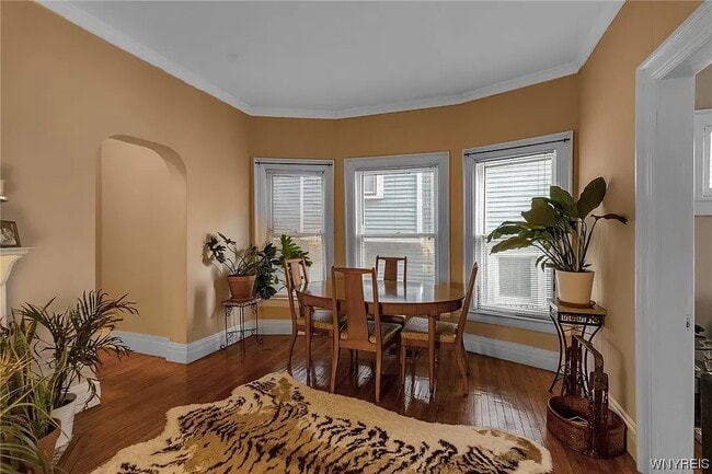 Photo - 175 Saint James Pl