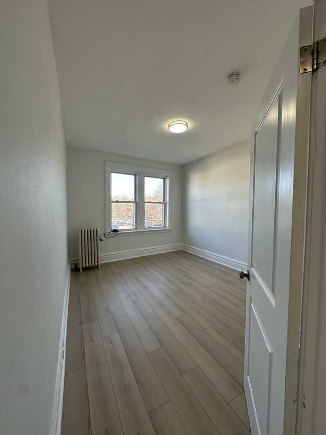 Dormitorio 2 otra vista - 319 Bloomfield Ave Unidad 325 Bloomfield ave C