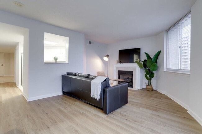 Photo - 901 N Pollard St Unidad FL6-ID1022556P