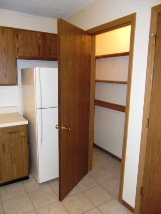 Photo - 664 E Cherry St