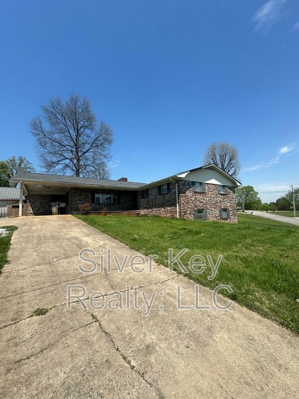 Building Photo - 103 Co Rd 807