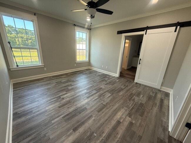 Photo - Modern 3-bed/2-bath!