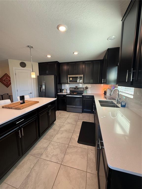 Photo - 4773 Magnetite Lp