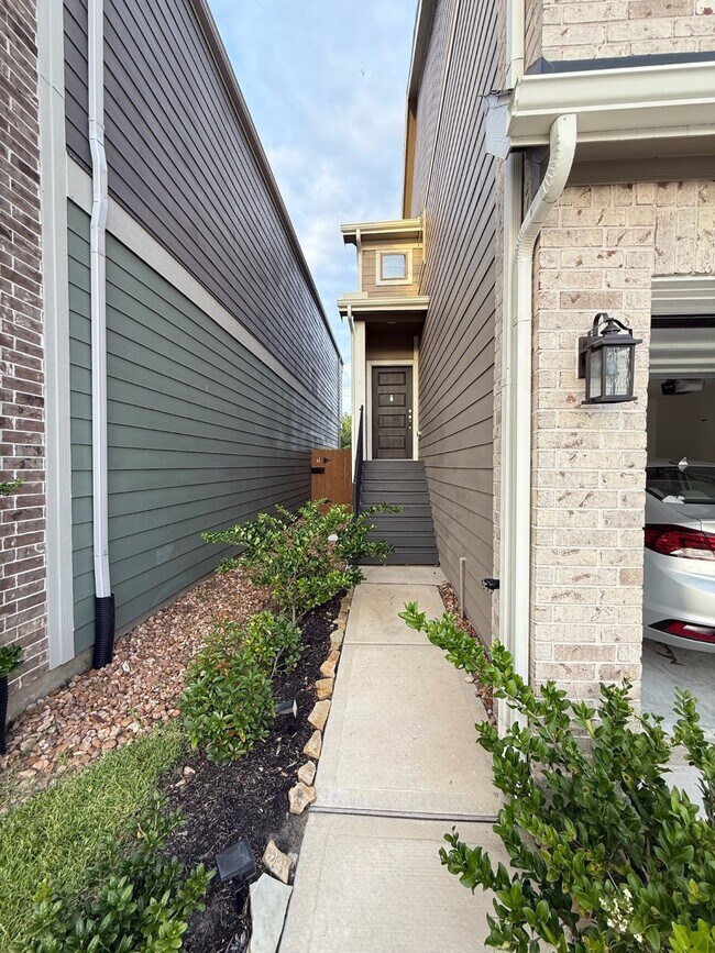 Photo - 7826 Starfish Arbor Dr