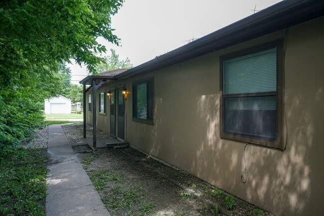 Photo - Yuma Unit 606