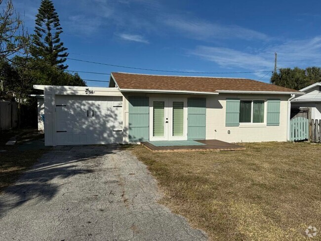 Building Photo - Remodeled 2/1 Beachside Bungalow Rental