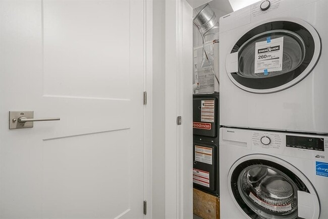 Photo - 16583-1625A 25a Ave Unit Basement