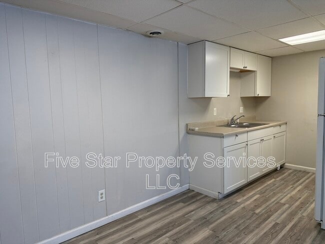 Photo - 205 W Allen St Unit 116