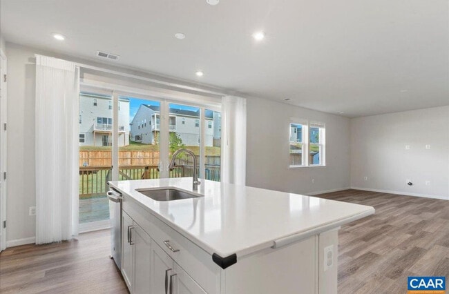 Photo - 407 Meadows Dr Casa