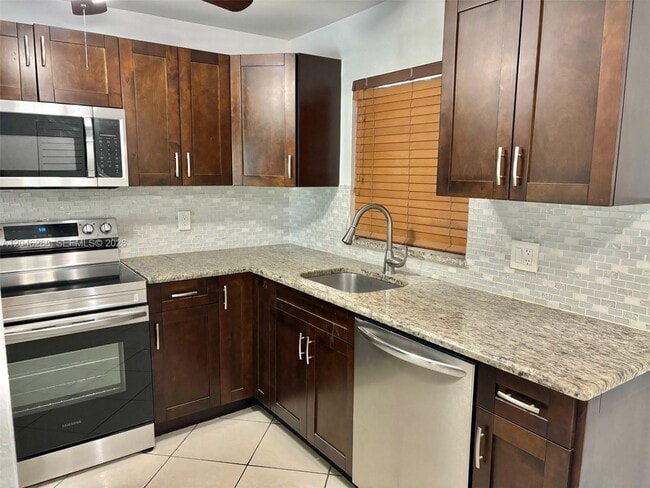 Photo - 9411 Evergreen Pl Unit 303