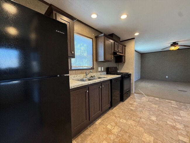 Photo - 11975 Creekview Ave