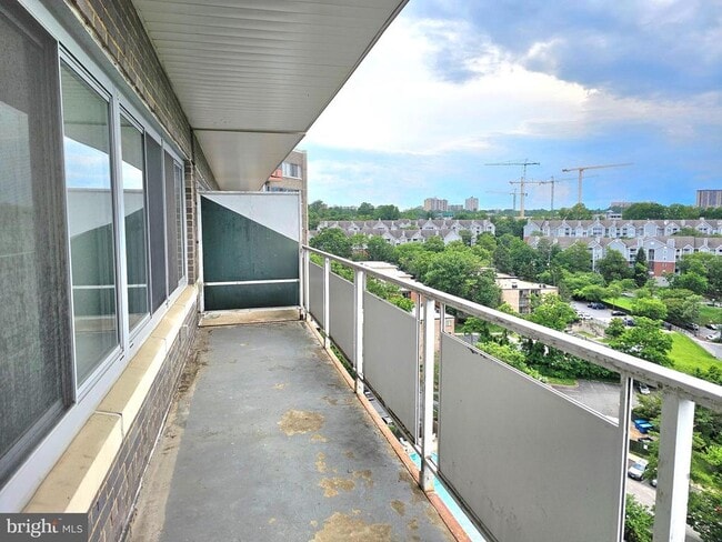 Photo - 5340 Holmes Run Pkwy Unit 1410