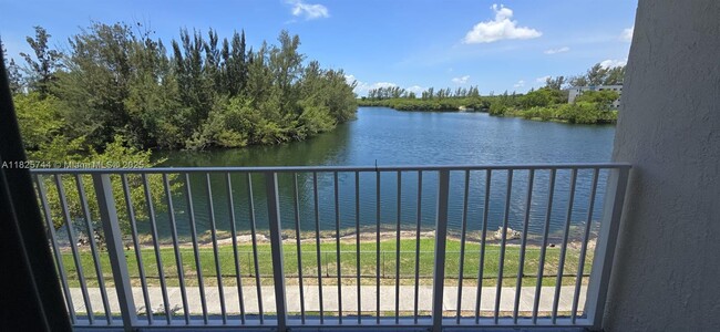 Photo - 8240 SW 210th St Unidad 214 Rental