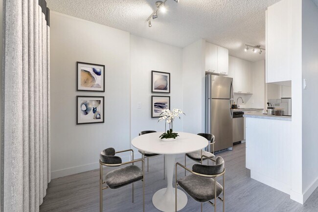 Photo - Ermineskin Place