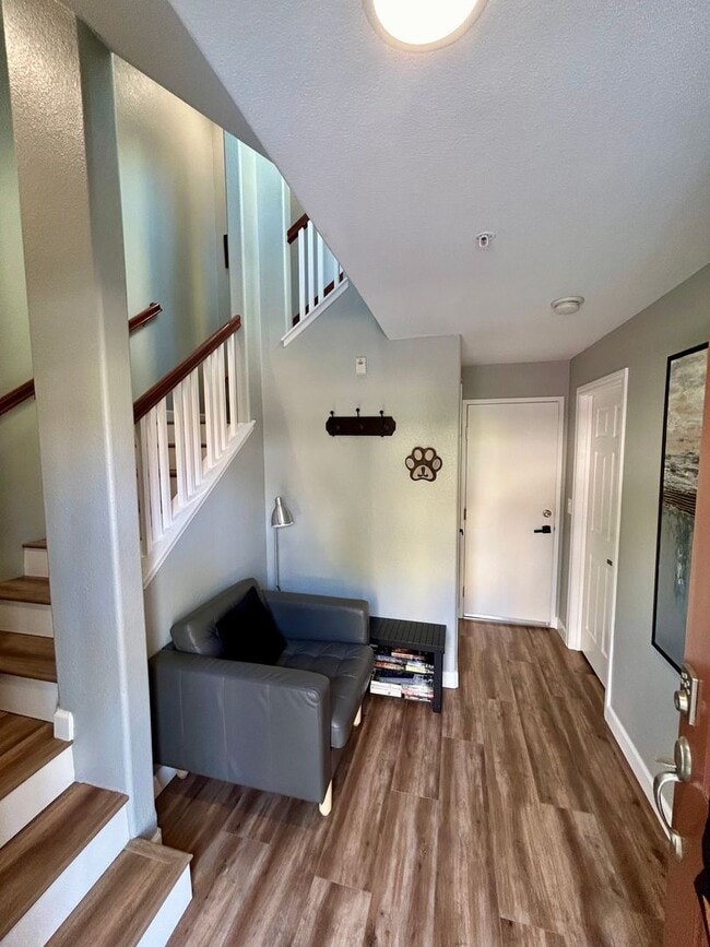 Photo - Stunning Townhome in the Heart of Otay Lakes, Chula Vista