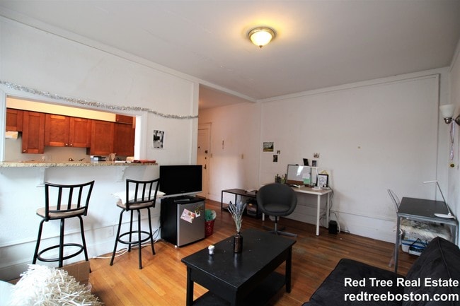 Photo - 2003 Commonwealth Avenue Unit 9