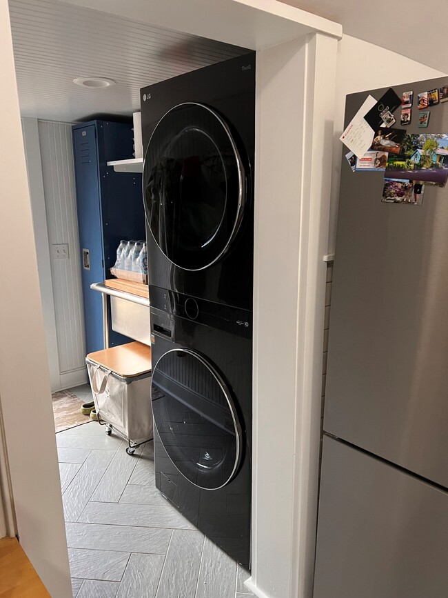 Photo - 11 Miller Ln