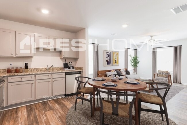 Photo - 70 River View Dr
